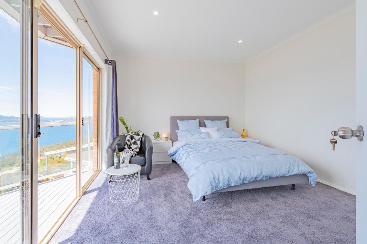 Million Dollar Sea View Luxury Guest House Hobart Extérieur photo