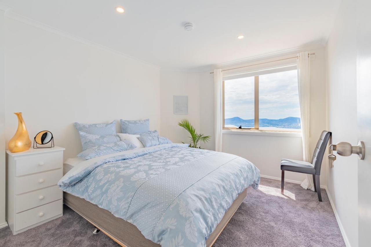 Million Dollar Sea View Luxury Guest House Hobart Extérieur photo