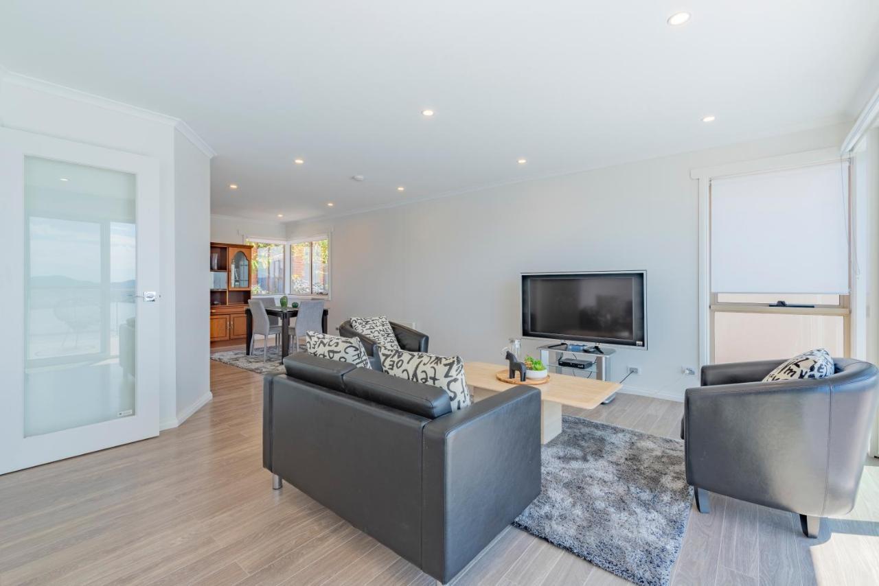Million Dollar Sea View Luxury Guest House Hobart Extérieur photo